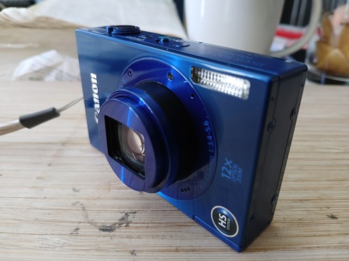 Fotocamera canon ixus - fotocamera,