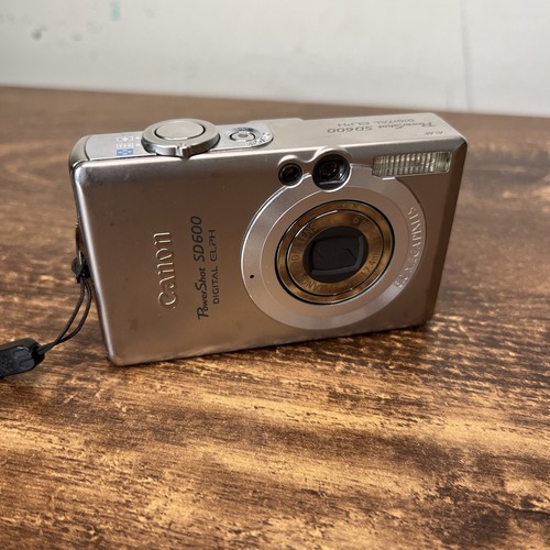Canon ixus powershot - /,